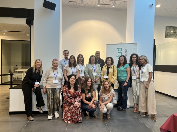 El Hospital Quirónsalud Vitoria celebra el I Encuentro 'Juntos Hacemos Más' con asociaciones de pacientes de Álava