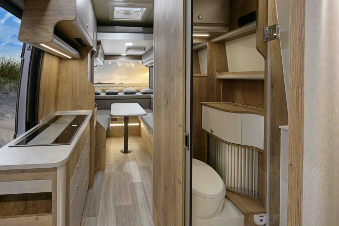 Mega Mobil aterriza en España de la mano de Tinkervan, líder en camperización