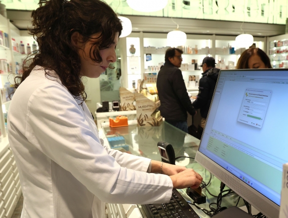 El Colegio de Farmacéuticos de Gipuzkoa presenta el arranque de la receta electrónica para los 4.029 mutualistas concert