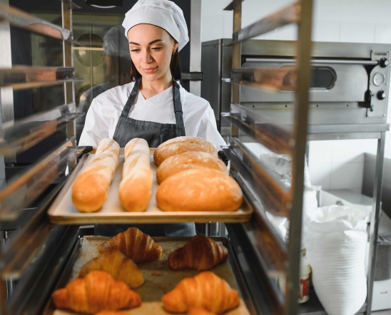Formación Universitaria presenta el FP Preparatorio de Técnico Medio en Panadería, Repostería y Confitería