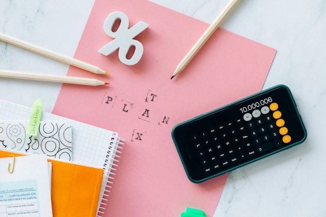 El glosario financiero para la Generación Z: 10 conceptos clave para proteger su economía, según Oney