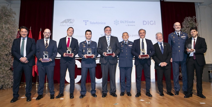 El Ejército del Aire y del Espacio, AMETIC y Cellnex, galardonados en Foro Telecos y Premios COITT 2025 