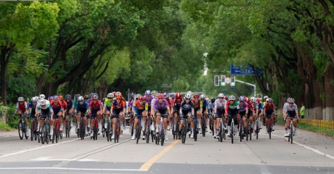 Chongming acoge la carrera ciclista femenina de élite, el Tour of Chongming Island