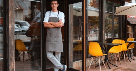 Barcelona agiliza la apertura de negocios: crece la demanda de licencias de actividades y proyectos