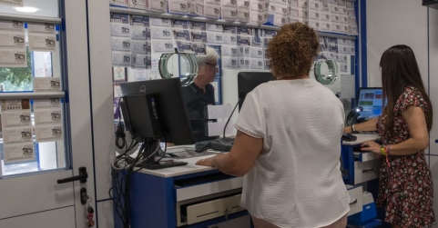 Casi la mitad de los jugadores de lotería usa la IA para mejorar su suerte