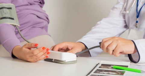 Dr. Santiago Novoa, ginecólogo de Policlínica Gipuzkoa: 