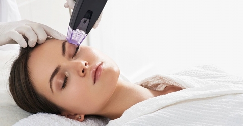 Dra. Ana Melero, jefa de la Unidad de Medicina Estética y Láser de Policlínica Gipuzkoa: 