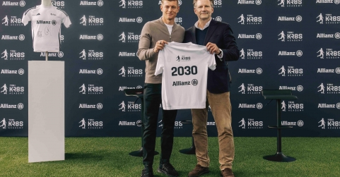 Allianz y Toni Kroos Academy firman una alianza para impulsar el talento futbolístico entre niños y jóvenes