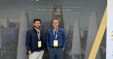 iCommunity presenta iPASS en Al Andalus 2025: el futuro del pasaporte digital de producto con tecnología Blockchain &