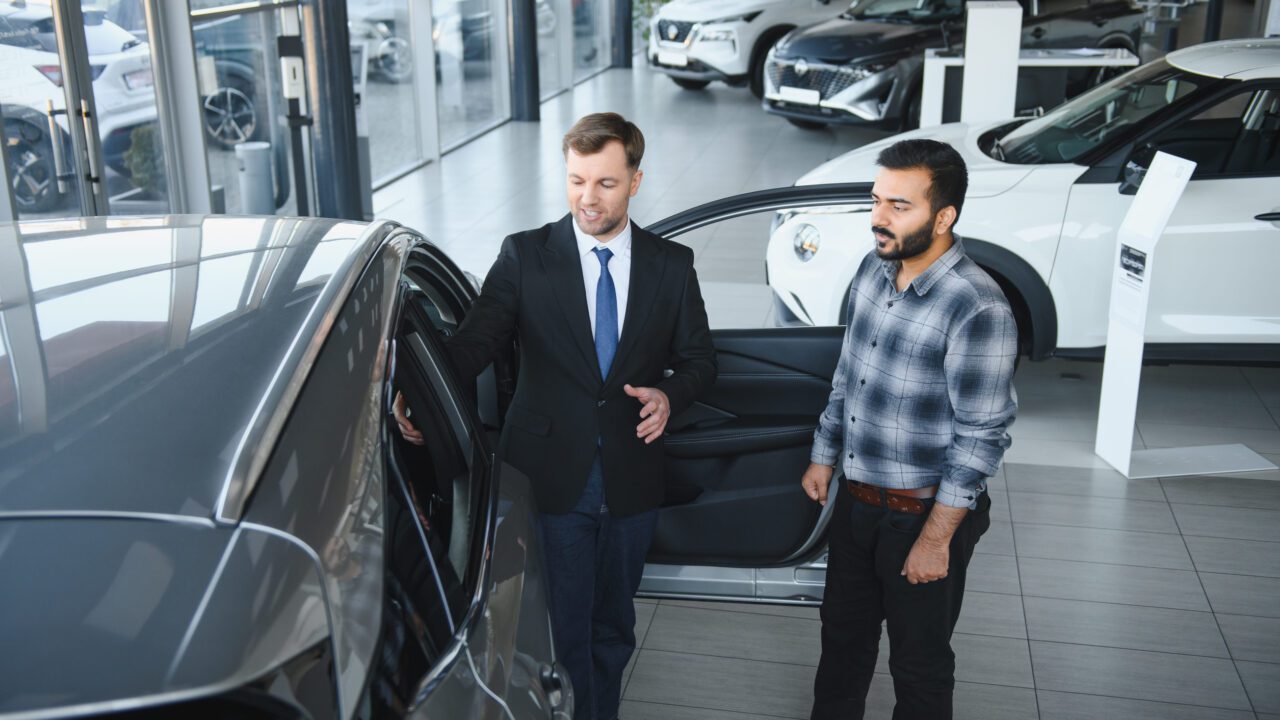 Los coches de ocasión ganan terreno entre quienes buscan ahorrar al comprar